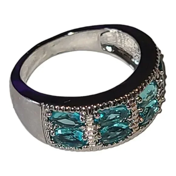 Silver Tone Aqua Blue Crystal Rhinestone Cocktail‎ Ring Size 6.75 - Picture 5 of 5